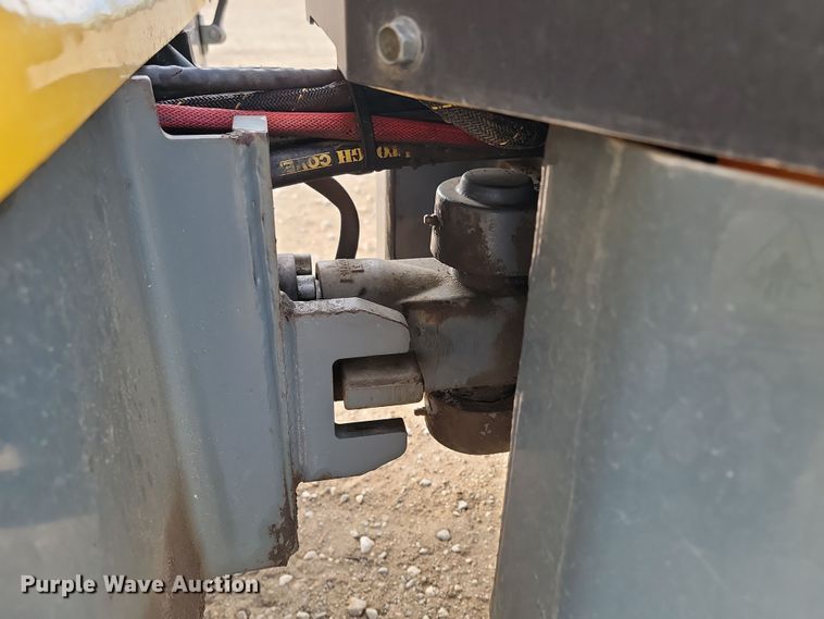 image for item KT9925 2015 Wacker Neuson RD12A  double drum vibratory roller