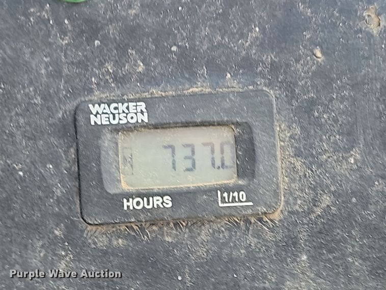 image for item KT9925 2015 Wacker Neuson RD12A  double drum vibratory roller