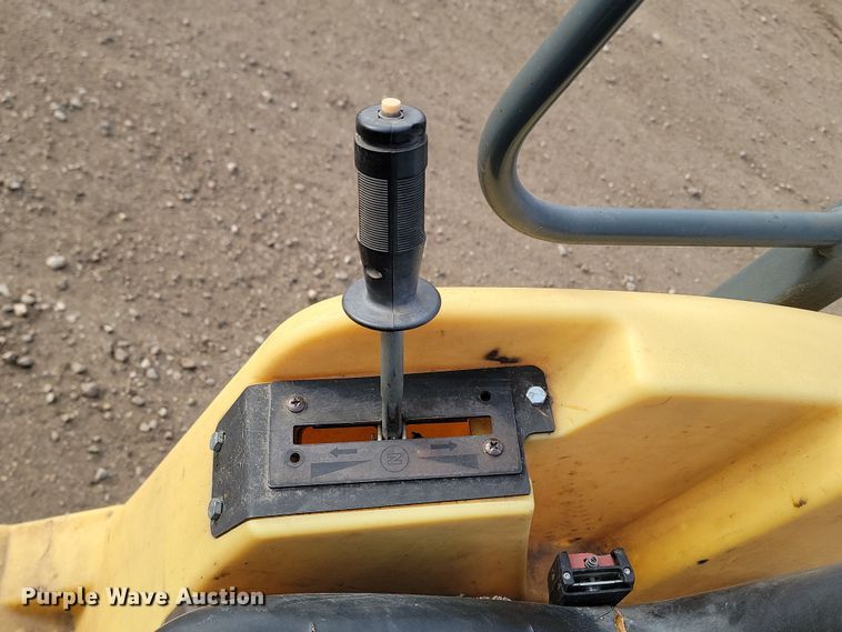 image for item KT9925 2015 Wacker Neuson RD12A  double drum vibratory roller