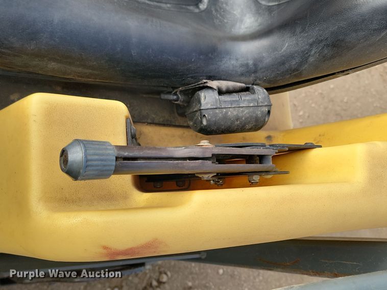 image for item KT9925 2015 Wacker Neuson RD12A  double drum vibratory roller