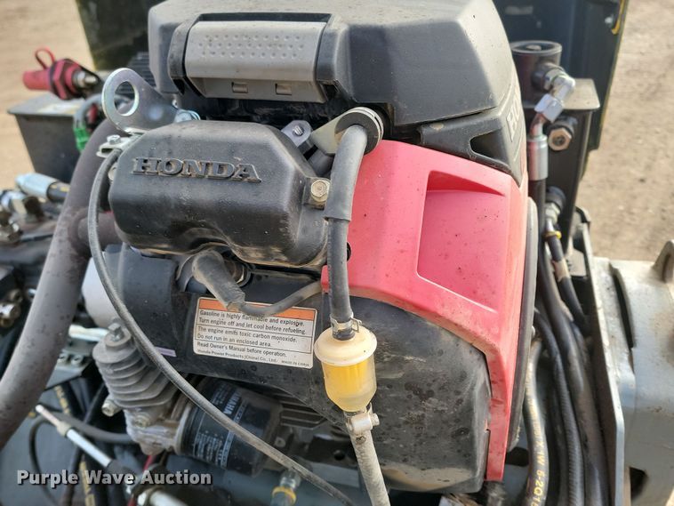 image for item KT9925 2015 Wacker Neuson RD12A  double drum vibratory roller