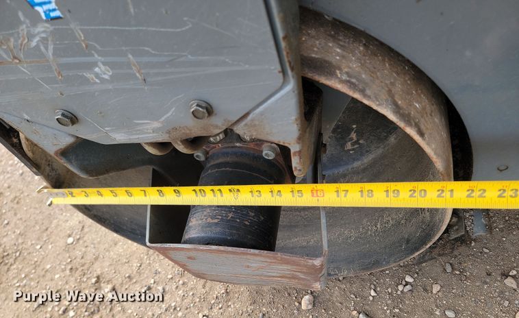 image for item KT9925 2015 Wacker Neuson RD12A  double drum vibratory roller