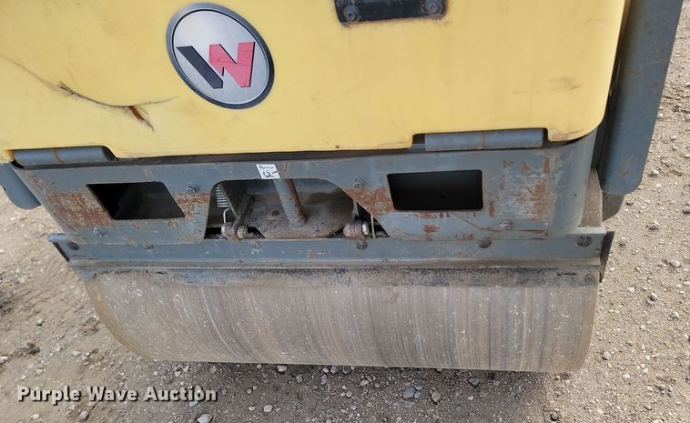 image for item KT9925 2015 Wacker Neuson RD12A  double drum vibratory roller