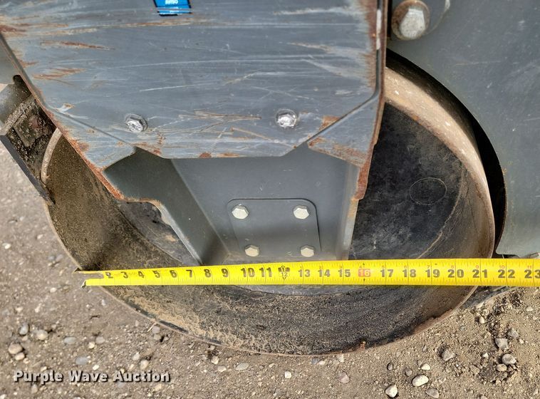 image for item KT9925 2015 Wacker Neuson RD12A  double drum vibratory roller