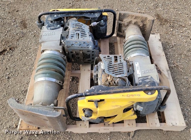 image for item KT9928 (2) Wacker Neuson plate compactors