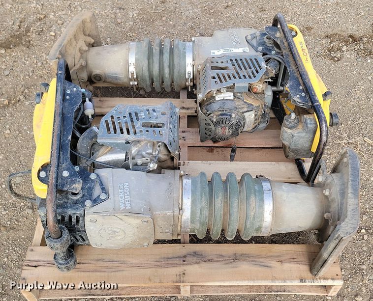 image for item KT9928 (2) Wacker Neuson plate compactors