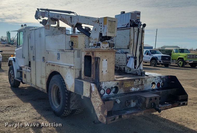 image for item KT9931 2003 Freightliner FL80  utility / service truck