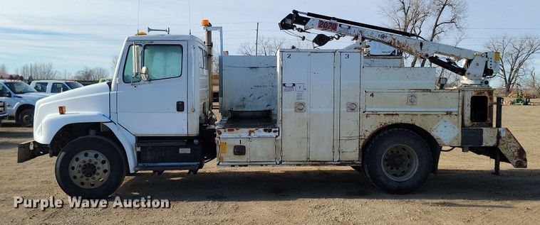 image for item KT9931 2003 Freightliner FL80  utility / service truck