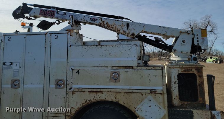 image for item KT9931 2003 Freightliner FL80  utility / service truck