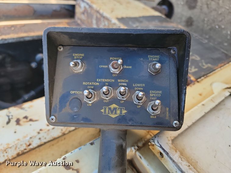 image for item KT9931 2003 Freightliner FL80  utility / service truck
