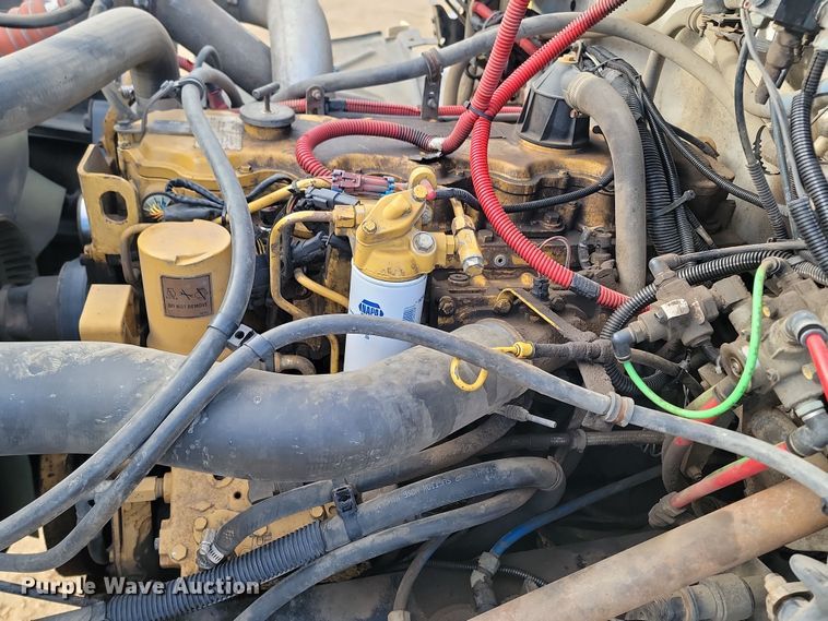 image for item KT9931 2003 Freightliner FL80  utility / service truck