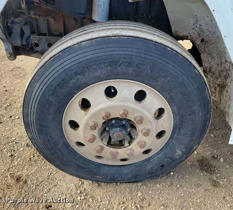 image for item KT9931 2003 Freightliner FL80  utility / service truck