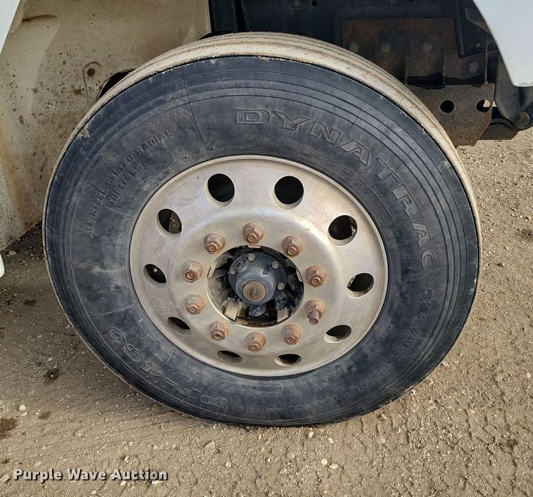 image for item KT9931 2003 Freightliner FL80  utility / service truck