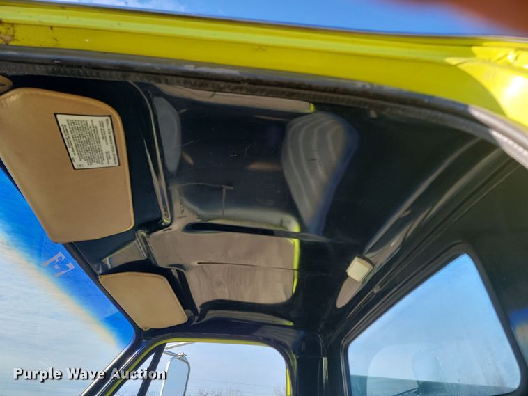 image for item KT9932 1978 GMC 6500 Sierra  flatbed truck