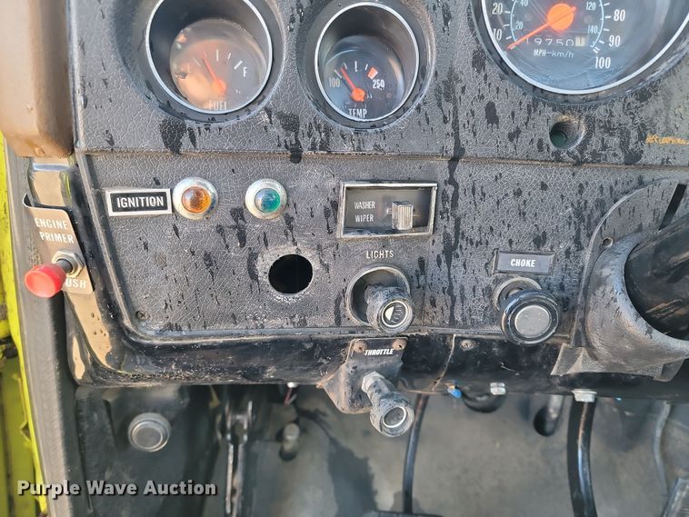 image for item KT9932 1978 GMC 6500 Sierra  flatbed truck