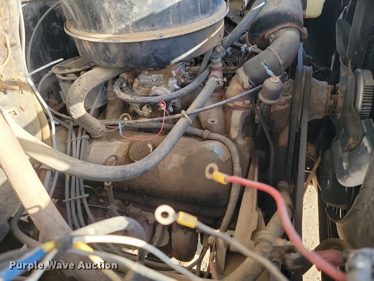 image for item KT9932 1978 GMC 6500 Sierra  flatbed truck