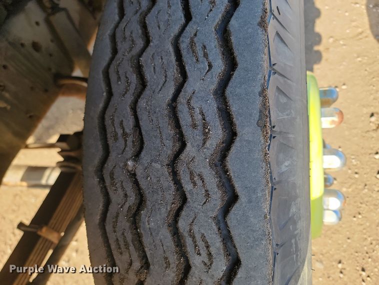 image for item KT9932 1978 GMC 6500 Sierra  flatbed truck