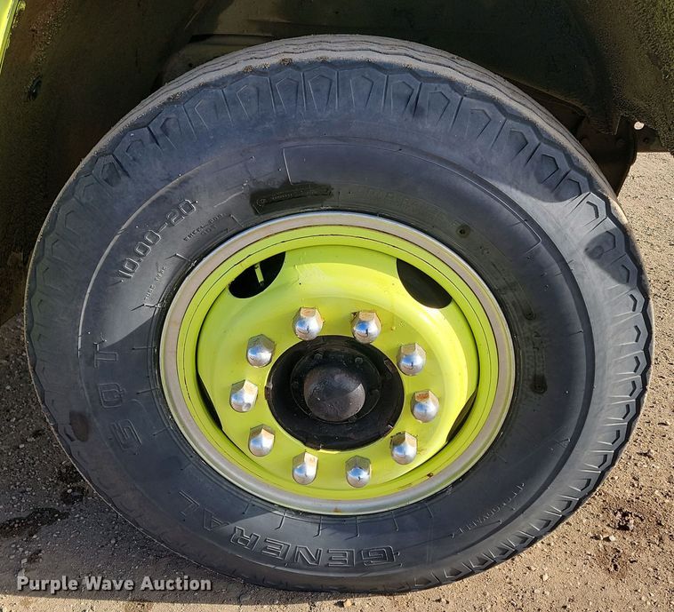 image for item KT9932 1978 GMC 6500 Sierra  flatbed truck