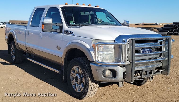 image for item KT9934 2012 Ford  F350 Super Duty Lariat  Crew Cab pickup truck