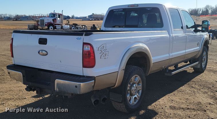 image for item KT9934 2012 Ford  F350 Super Duty Lariat  Crew Cab pickup truck