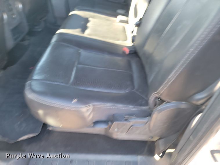 image for item KT9934 2012 Ford  F350 Super Duty Lariat  Crew Cab pickup truck