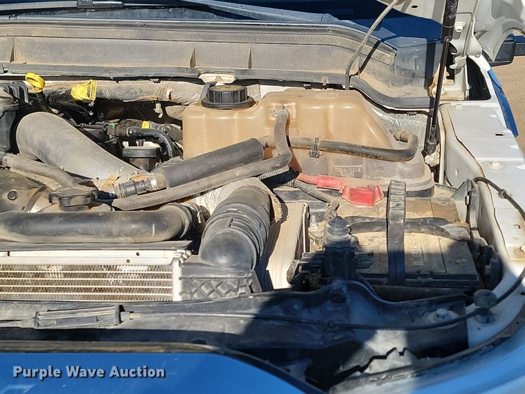 image for item KT9934 2012 Ford  F350 Super Duty Lariat  Crew Cab pickup truck