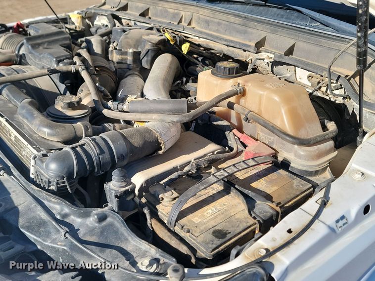 image for item KT9934 2012 Ford  F350 Super Duty Lariat  Crew Cab pickup truck