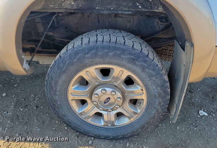 image for item KT9934 2012 Ford  F350 Super Duty Lariat  Crew Cab pickup truck