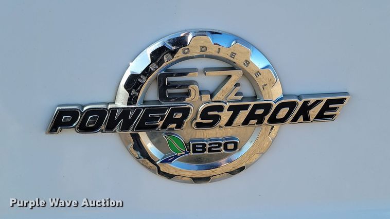 image for item KT9934 2012 Ford  F350 Super Duty Lariat  Crew Cab pickup truck