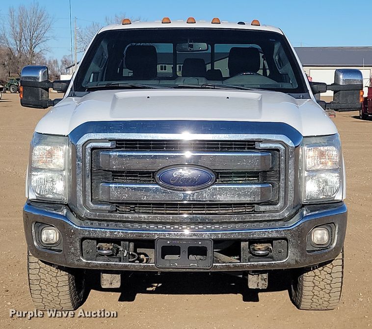 image for item KT9936 2015 Ford F350 Super Duty Lariat  Crew Cab pickup truck