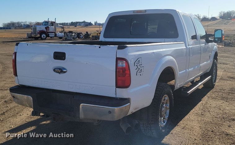 image for item KT9936 2015 Ford F350 Super Duty Lariat  Crew Cab pickup truck