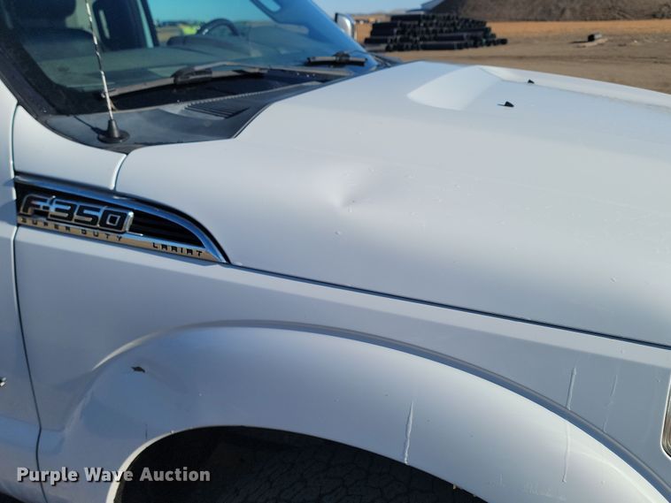 image for item KT9936 2015 Ford F350 Super Duty Lariat  Crew Cab pickup truck