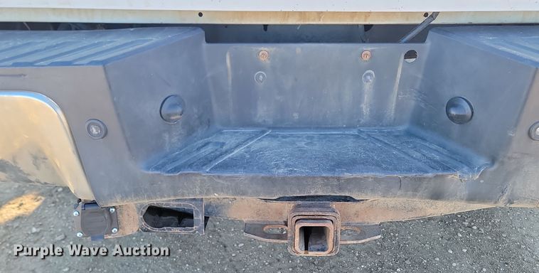 image for item KT9936 2015 Ford F350 Super Duty Lariat  Crew Cab pickup truck