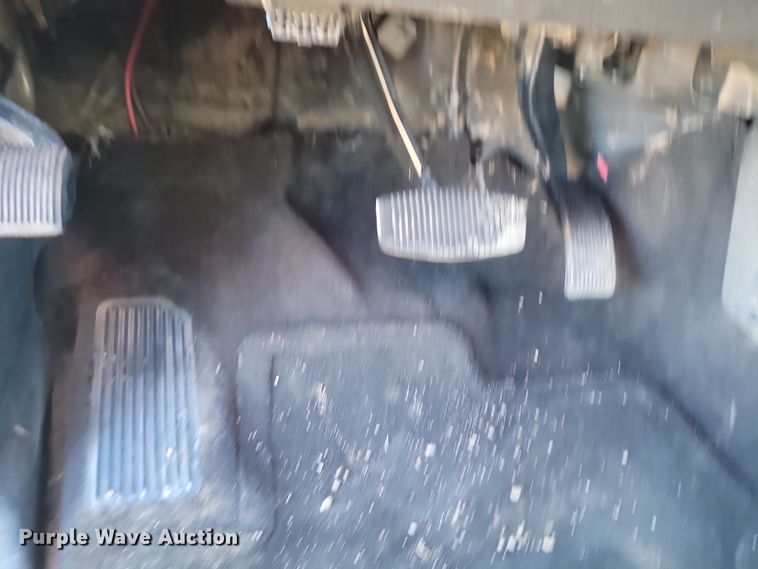 image for item KT9936 2015 Ford F350 Super Duty Lariat  Crew Cab pickup truck