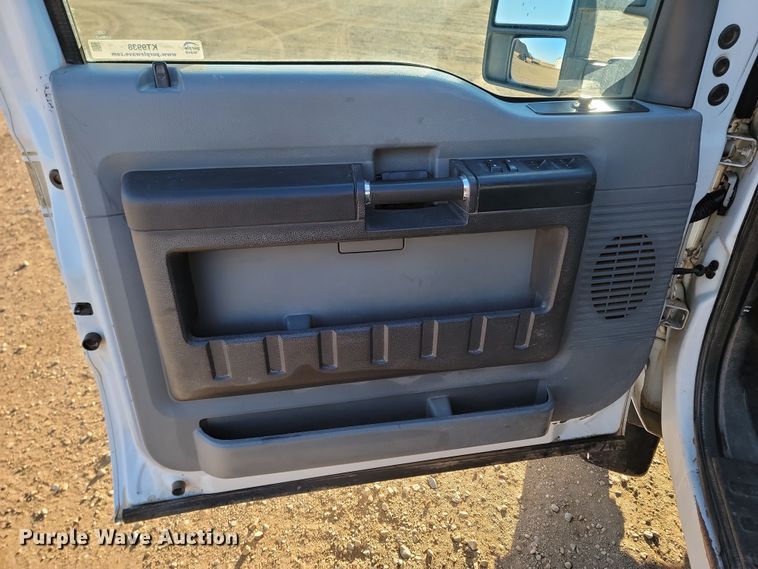 image for item KT9938 2012 Ford F550  Crew Cab flatbed truck