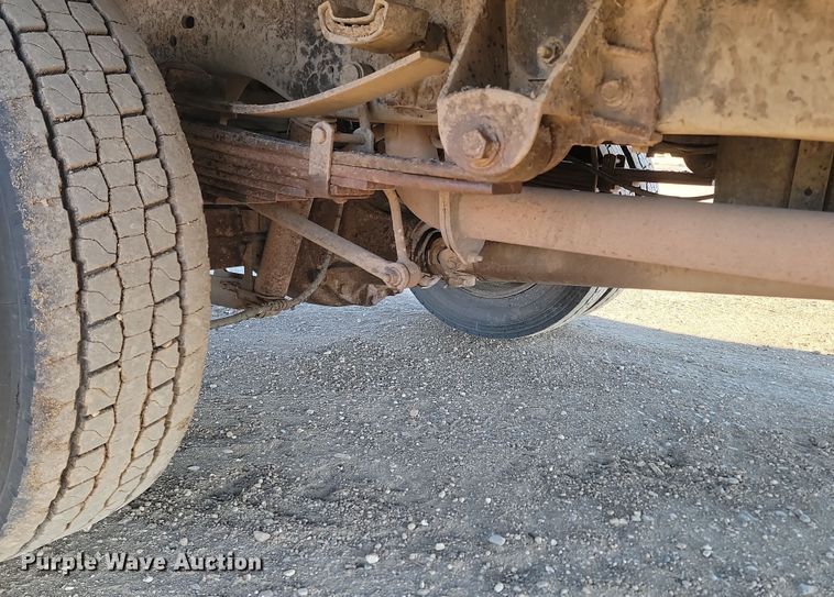 image for item KT9938 2012 Ford F550  Crew Cab flatbed truck