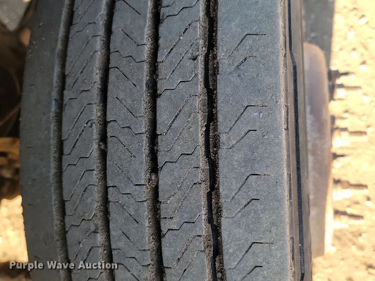 image for item KT9938 2012 Ford F550  Crew Cab flatbed truck