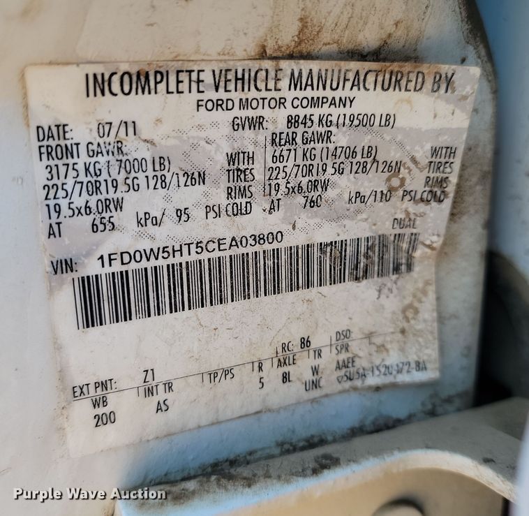 image for item KT9938 2012 Ford F550  Crew Cab flatbed truck