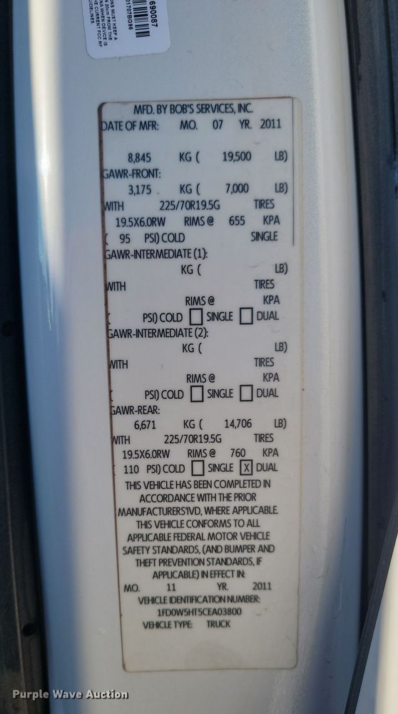 image for item KT9938 2012 Ford F550  Crew Cab flatbed truck