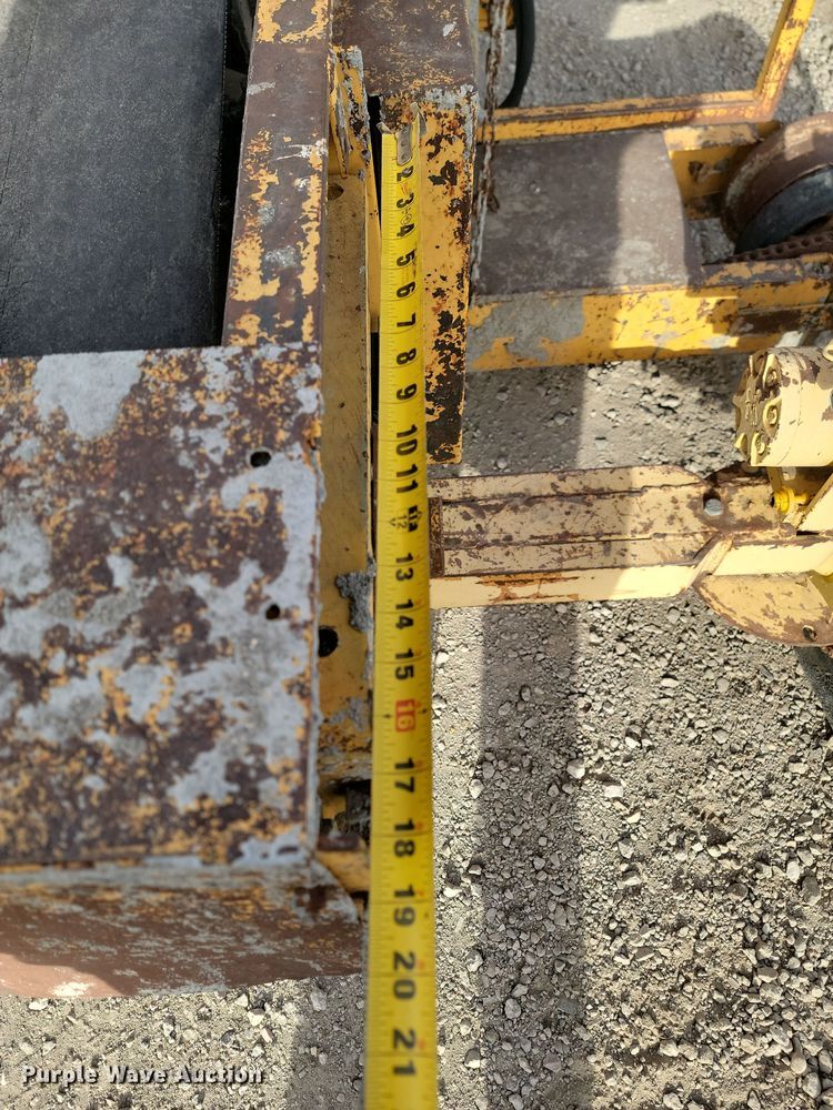 image for item KT9971 Morgan Q-3808S  concrete placer