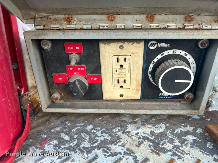 image for item KW9057 2008 International 4300  utility / service truck