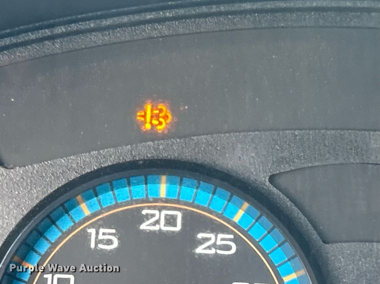 image for item KW9057 2008 International 4300  utility / service truck