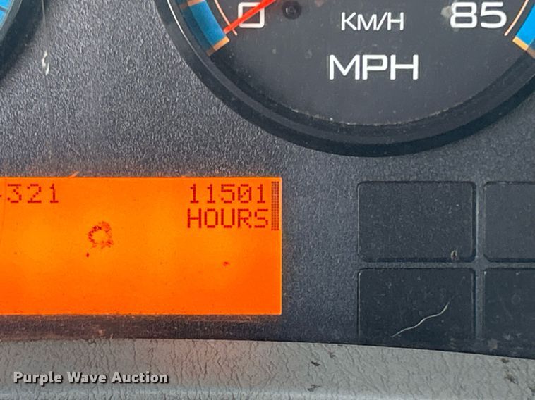 image for item KW9057 2008 International 4300  utility / service truck