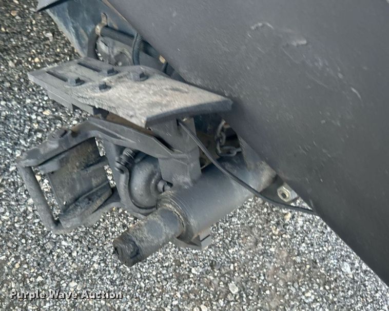 image for item KW9057 2008 International 4300  utility / service truck