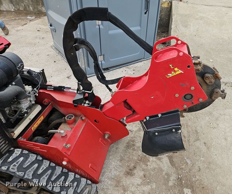 image for item LB9684 Toro STX-26  stump grinder