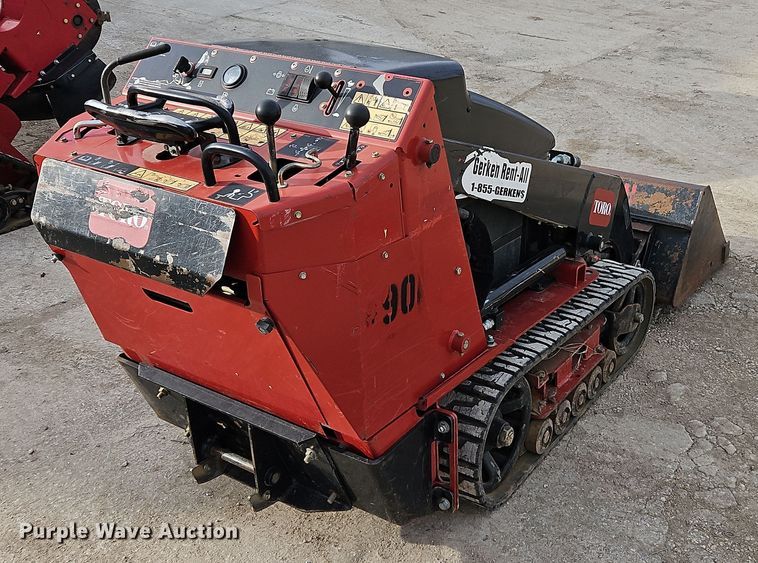 image for item LB9685 Toro TX525  compact utility loader