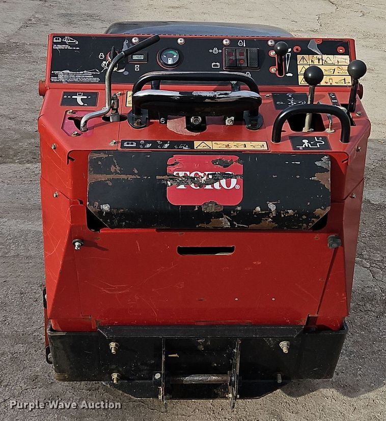 image for item LB9685 Toro TX525  compact utility loader