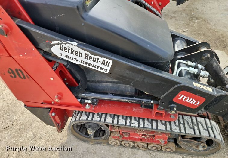 image for item LB9685 Toro TX525  compact utility loader