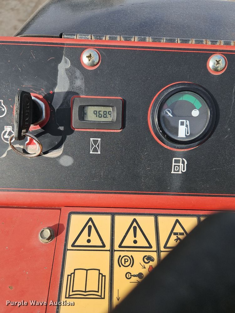 image for item LB9685 Toro TX525  compact utility loader