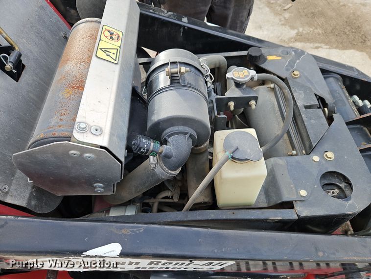 image for item LB9685 Toro TX525  compact utility loader